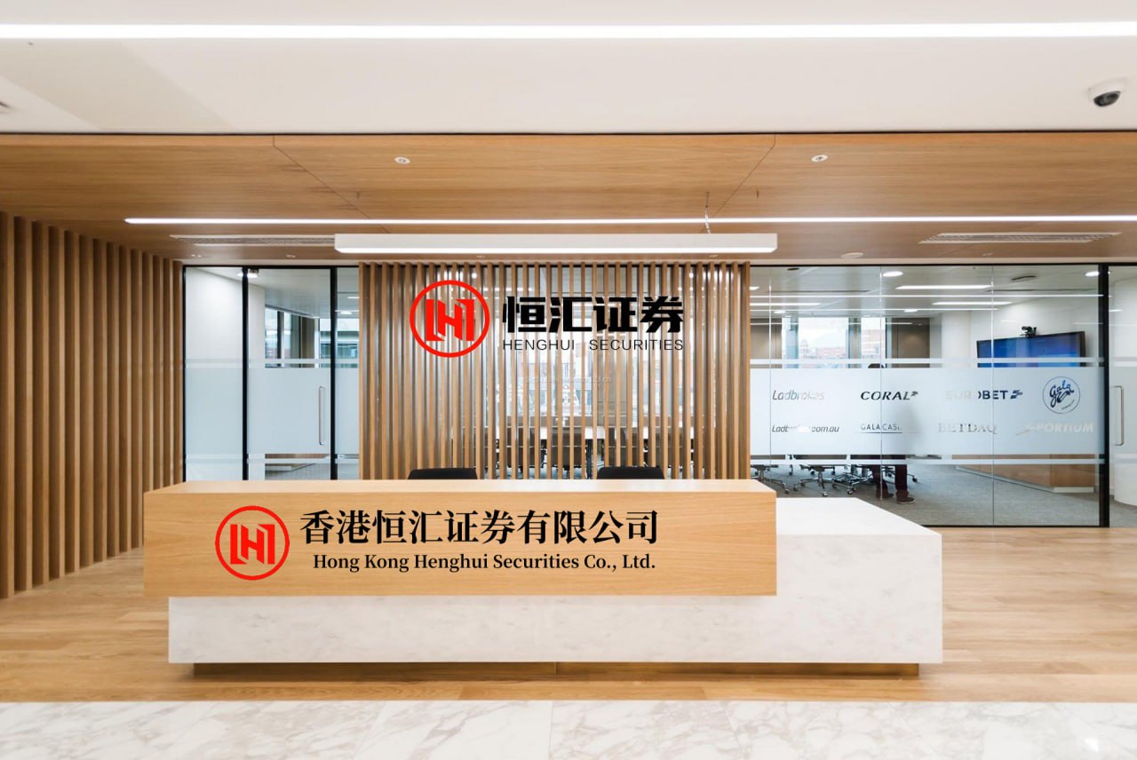 金投策略官网 《乘风2026》代斯被节目组力保却毫无长进！她的佛系，是最致命的短板